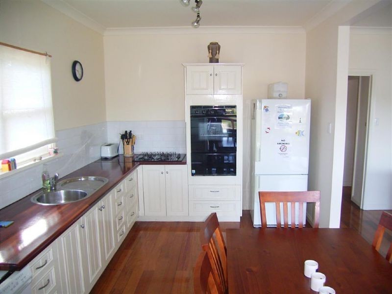 50 Red Rocks Road, Cowes VIC 3922