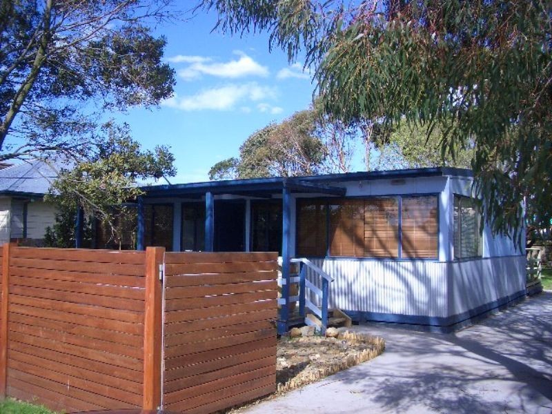 1 Broadwater Avenue, Cape Woolamai VIC 3925