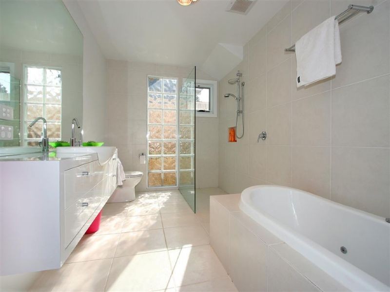 27 Cronulla Avenue, Cape Woolamai VIC 3925