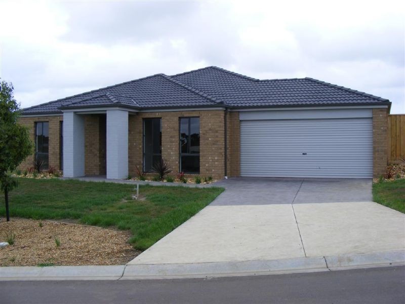 12 Dianella Way, Cowes VIC 3922