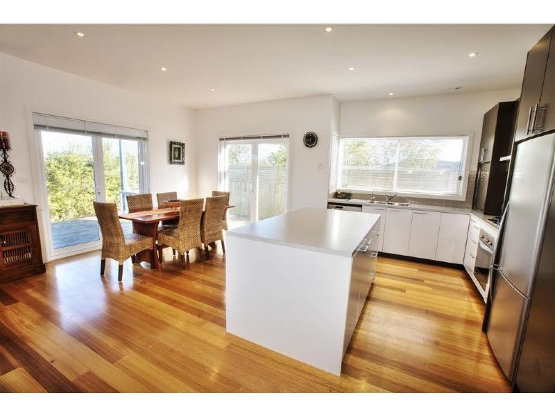 6 Matthew Court, Cowes VIC 3922