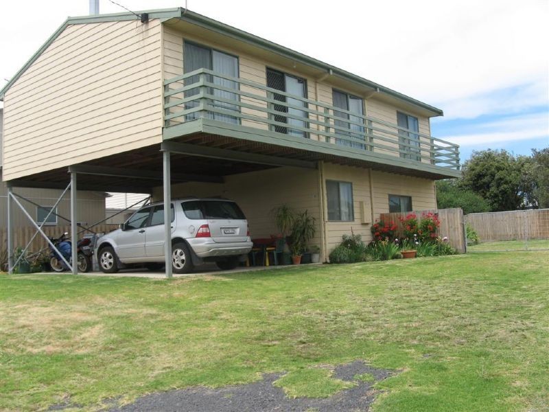 18 Second Avenue, Cape Woolamai VIC 3925