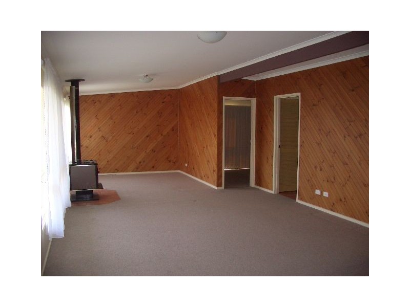 17 Terry Crescent, Wimbledon Heights VIC 3922