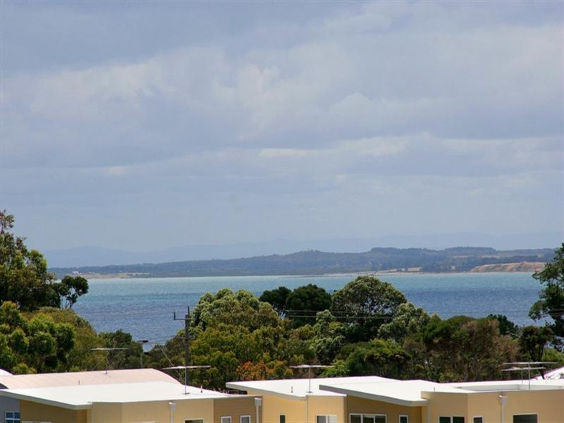 16 Anthony Court, Cowes VIC 3922