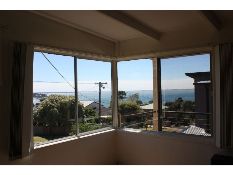 6 Harrington Drive, San Remo VIC 3925