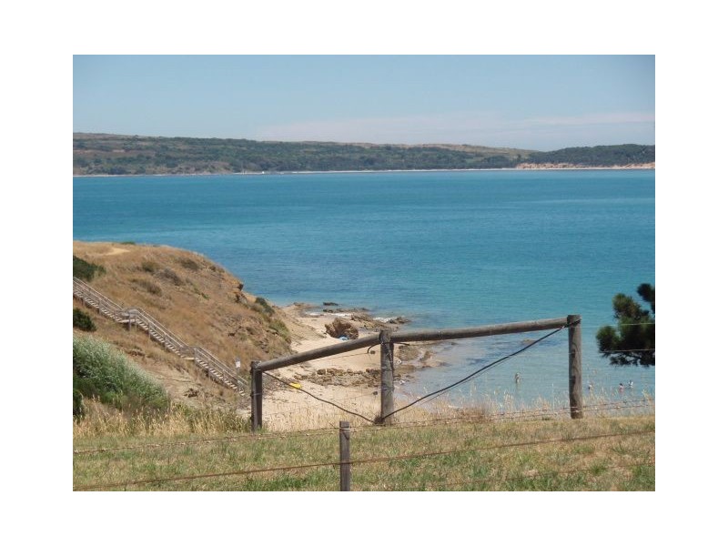 19 Oceanview Drive, San Remo VIC 3925