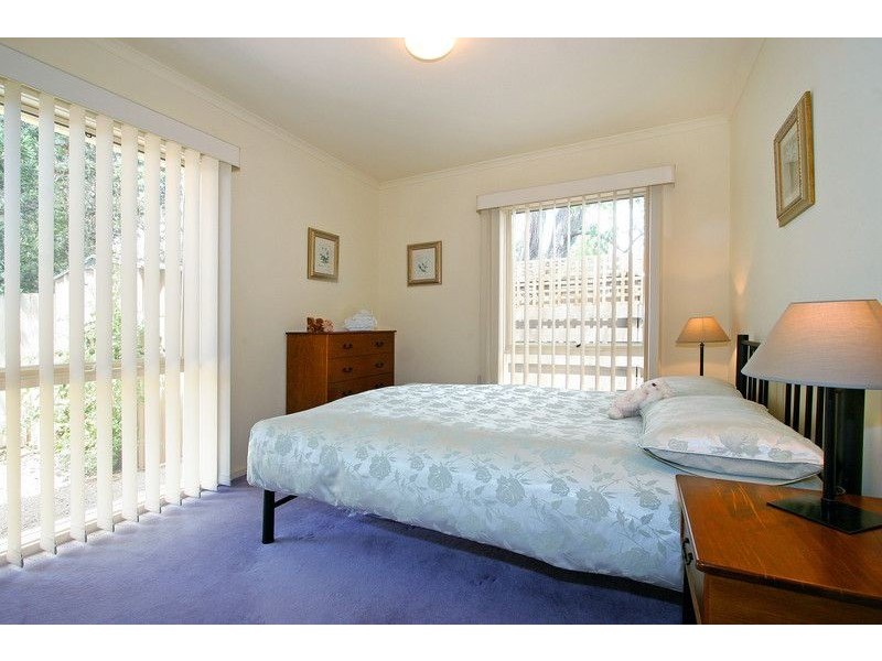 2 Charmandene Court, Cowes VIC 3922