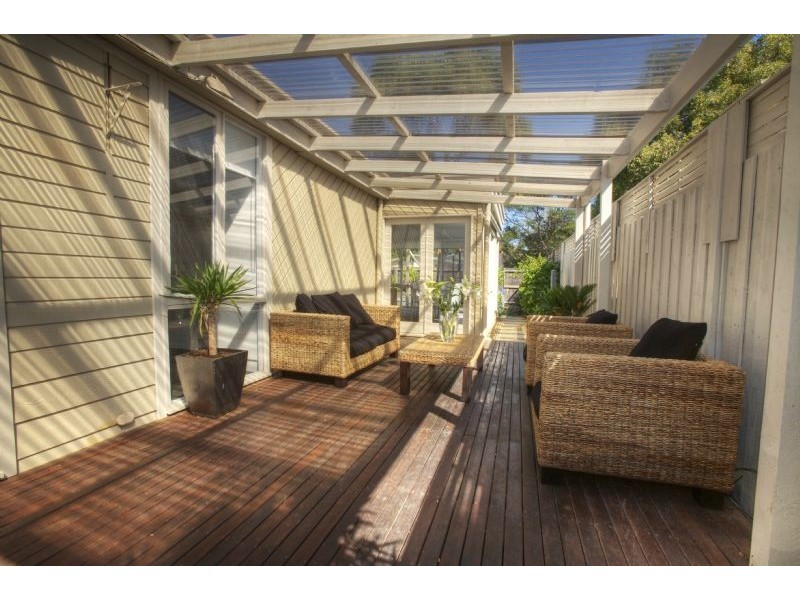 1 Iona Court, Cowes VIC 3922