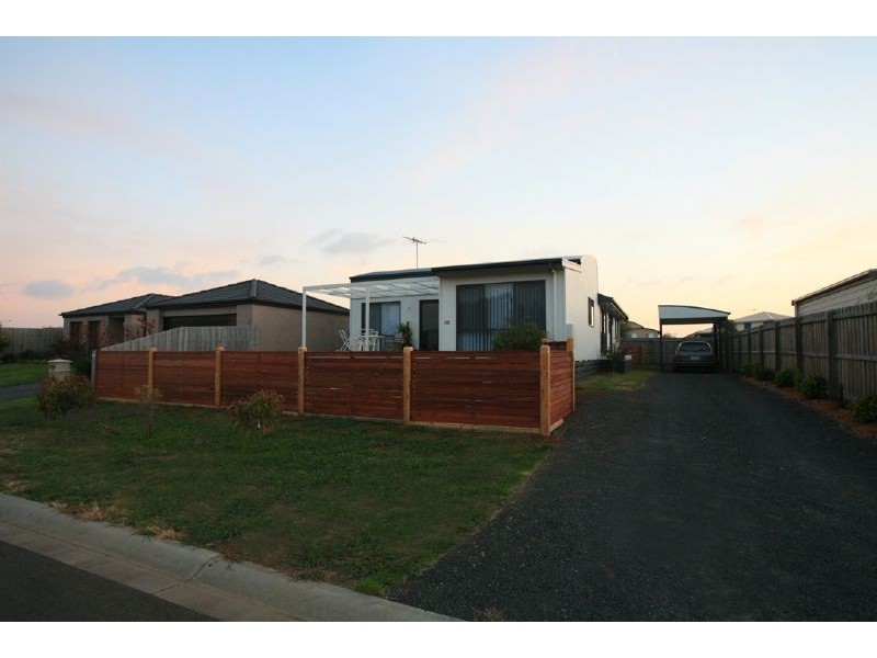 55 Katherine Circuit, Cowes VIC 3922