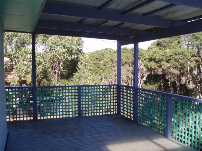 32 Beachcomber Avenue, Smiths Beach VIC 3922