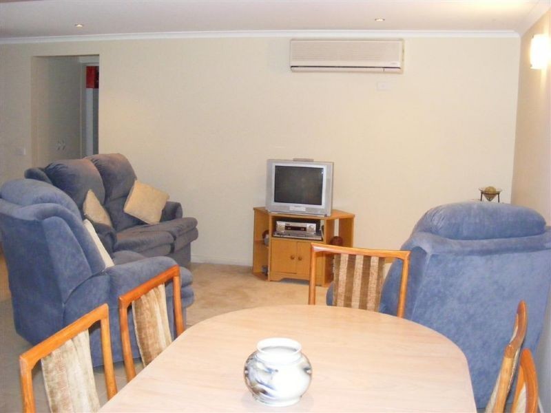 2-4/7 Perlis Avenue, Cowes VIC 3922