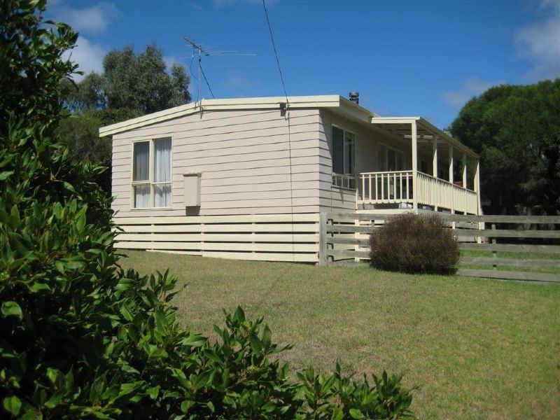 17 Terry Crescent, Wimbledon Heights VIC 3922