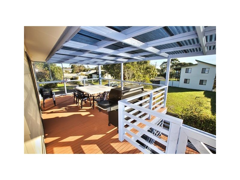 1 Seascape Avenue, Cowes VIC 3922
