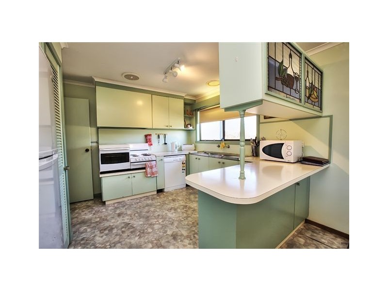 1 Seascape Avenue, Cowes VIC 3922