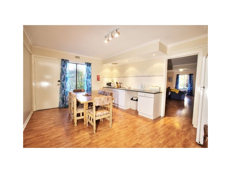 1 Seascape Avenue, Cowes VIC 3922
