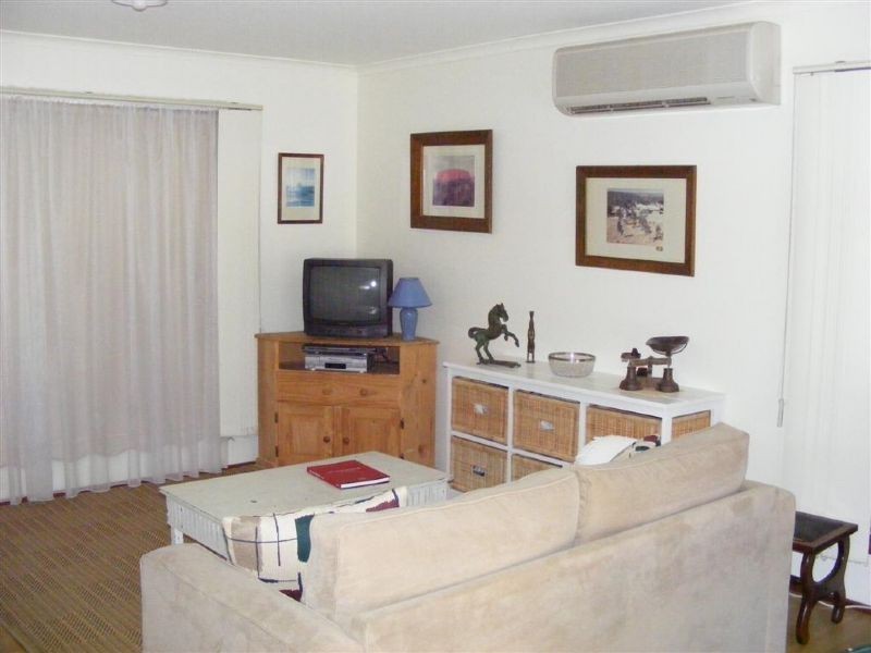 47 Wyndham Avenue, Cowes VIC 3922