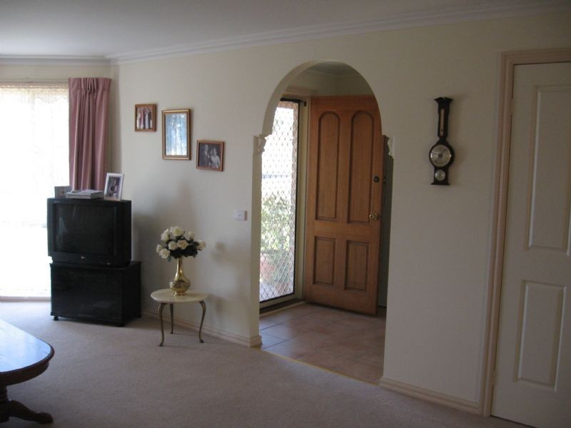 2/63  Genista St, San Remo VIC 3925