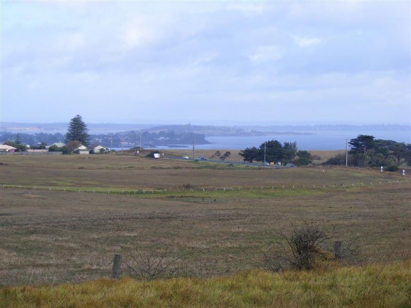 51 Potters Hill Road, San Remo VIC 3925