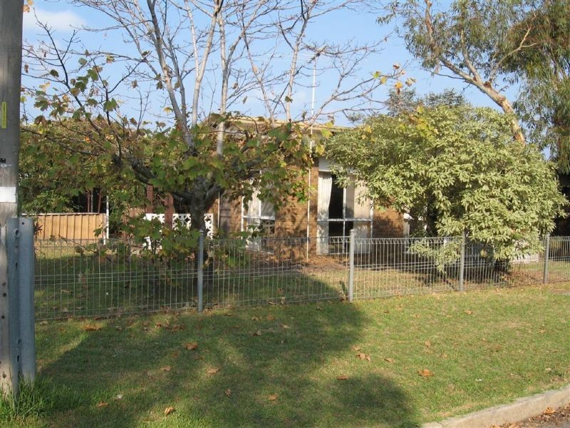 2 Park Road, San Remo VIC 3925