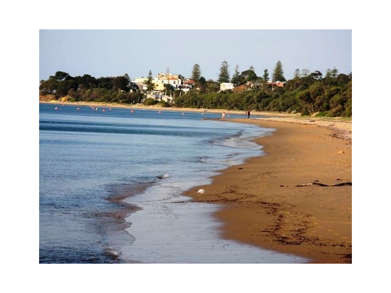 4 Anderson Road, Cowes VIC 3922