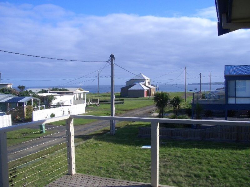 2 Elane Street, Sunderland Bay VIC 3922