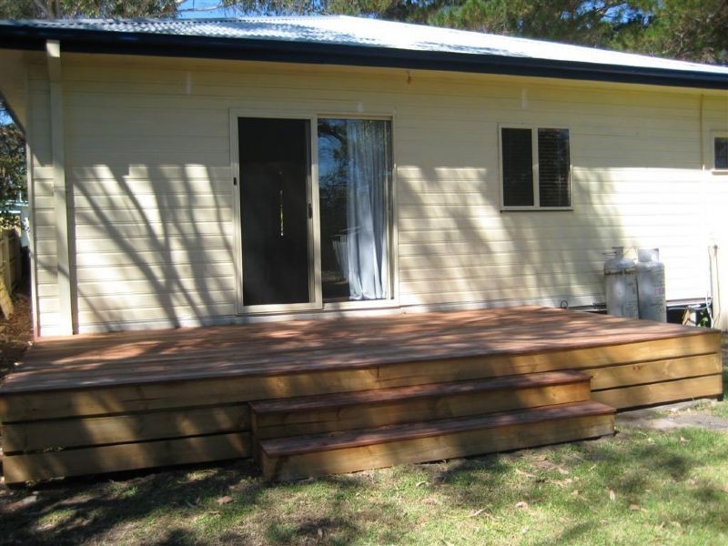 18 Wyndham Avenue, Cowes VIC 3922