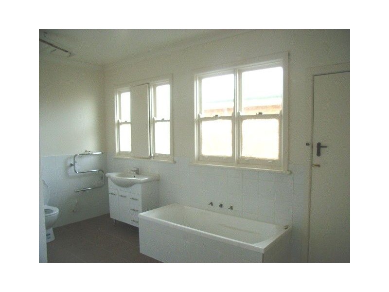 19 Edgar Road, San Remo VIC 3925