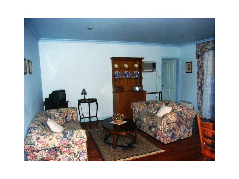 100 Church Street, Cowes VIC 3922