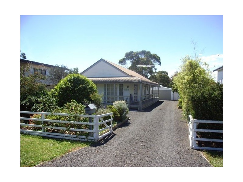 316 Settlement Road, Cowes VIC 3922