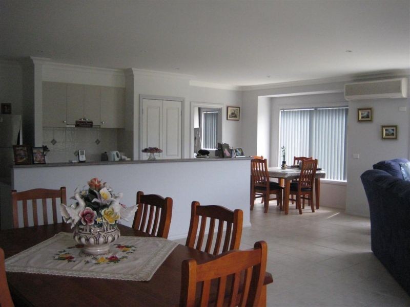 9 Hakea Court, Cowes VIC 3922