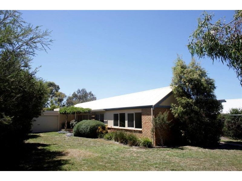 6  Boronia Court, Cowes VIC 3922