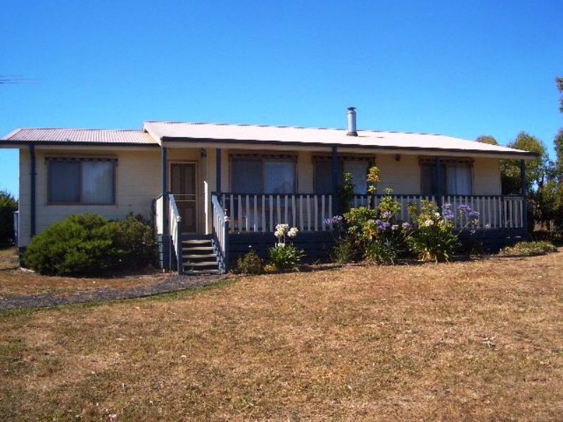 40 Mannagum Drive, Cowes VIC 3922