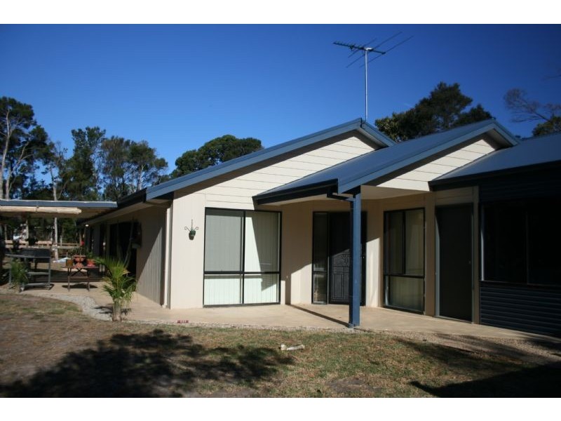 3 Holiday Court, Cowes VIC 3922