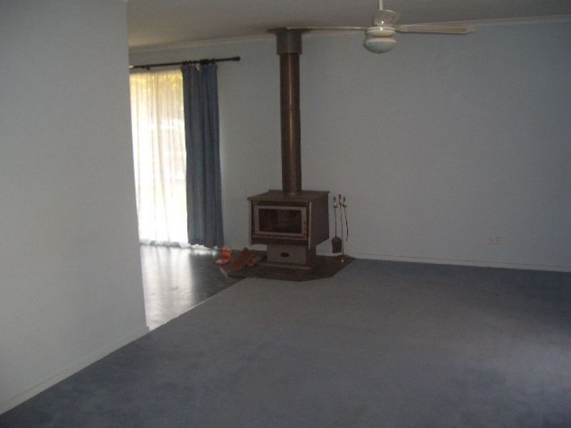 210 Thompson Ave, Cowes VIC 3922