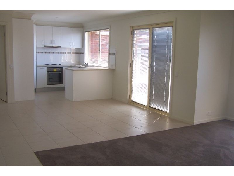 2/34-36 Jenner Avenue, Cowes VIC 3922