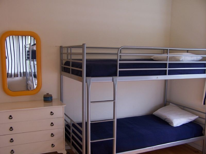 18 Alexander Avenue, Cowes VIC 3922