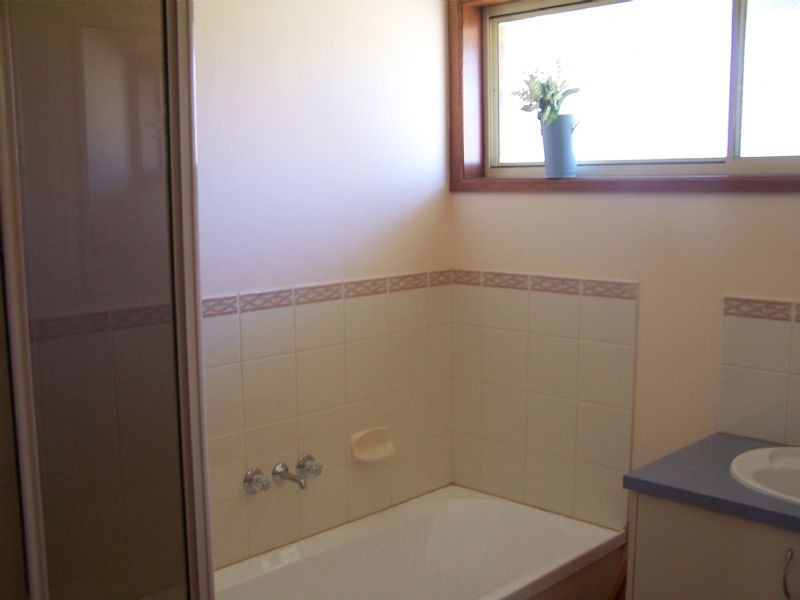 4 Waratah Close, Cowes VIC 3922