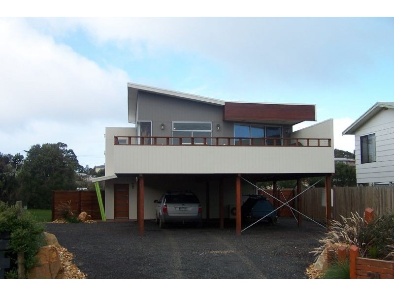 21 Golden Court, Sunset Strip VIC 3922