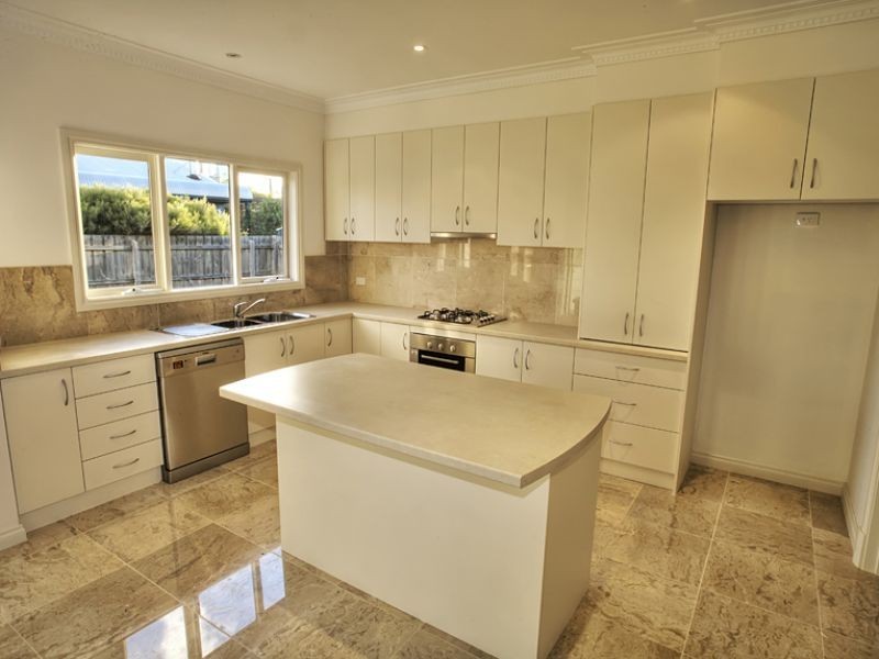 45 Katherine Circuit, Cowes VIC 3922