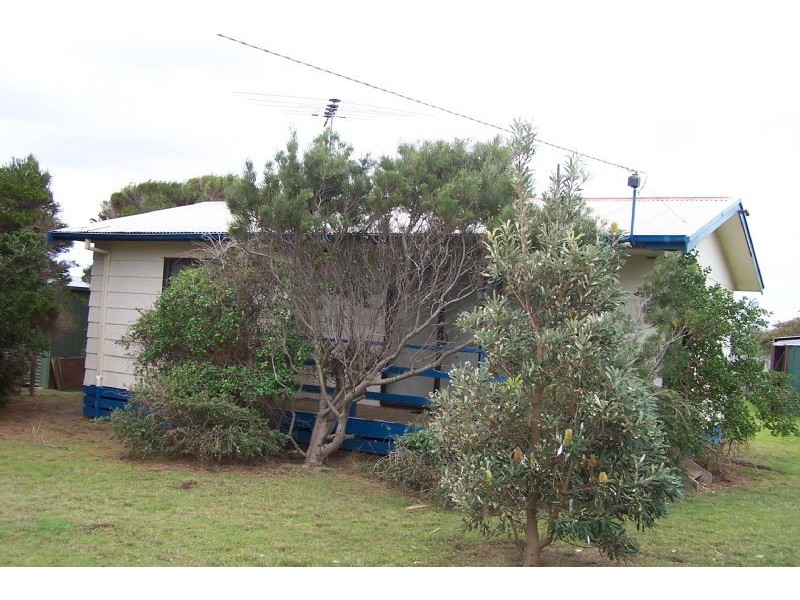 28 Seaview Drive, Surf Beach VIC 3922