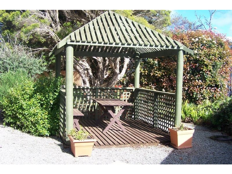 2 Waterloo Street, Rhyll VIC 3923