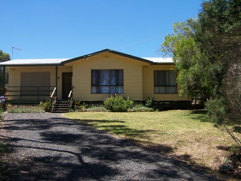 5 Coolalinga Court, Cowes VIC 3922