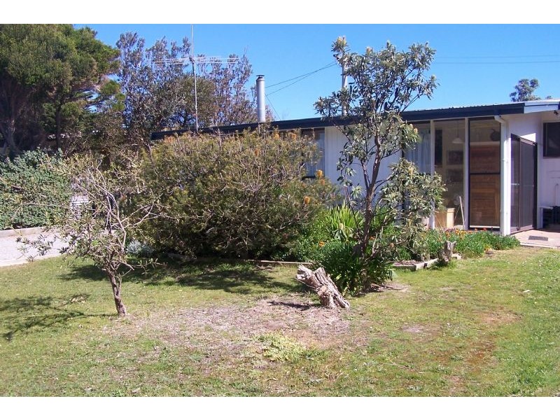 2 Park Street, Surf Beach VIC 3922