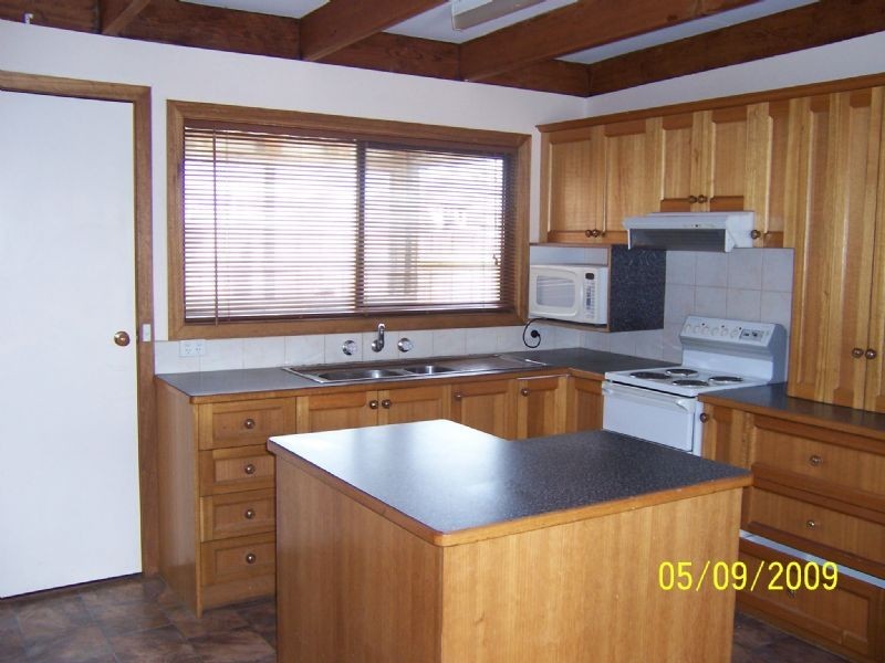 15 Surf Cresent, Surf Beach VIC 3922