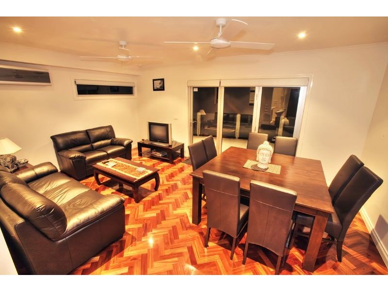 2/12 Steele Street, Cowes VIC 3922