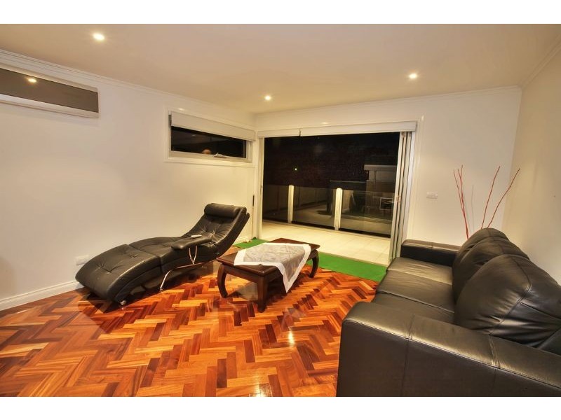 2/12 Steele Street, Cowes VIC 3922