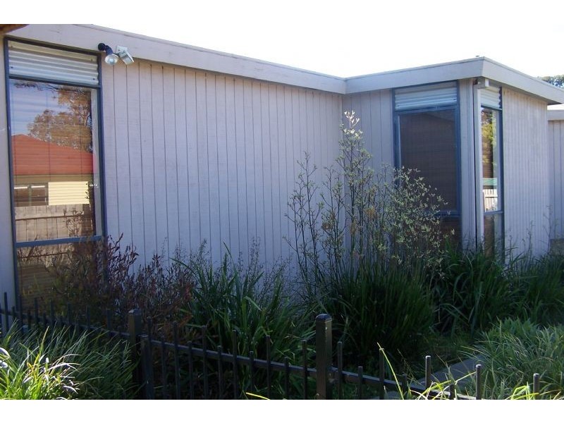 10 Outlook Drive, Cowes VIC 3922