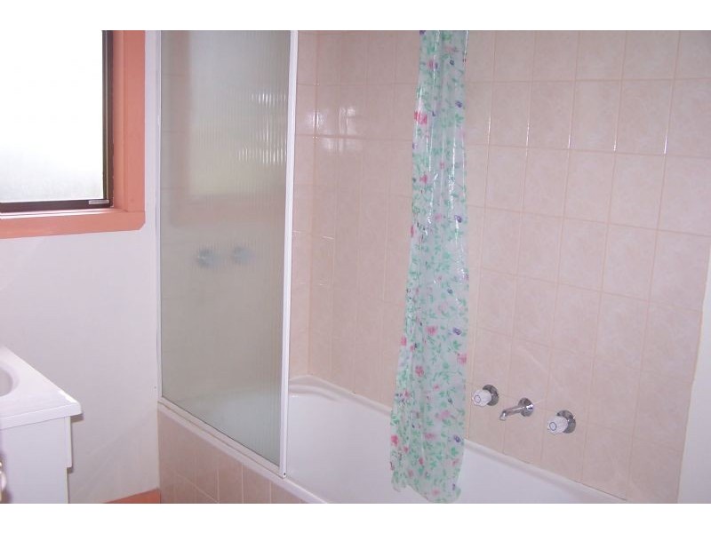 4 Seal Court, Cowes VIC 3922