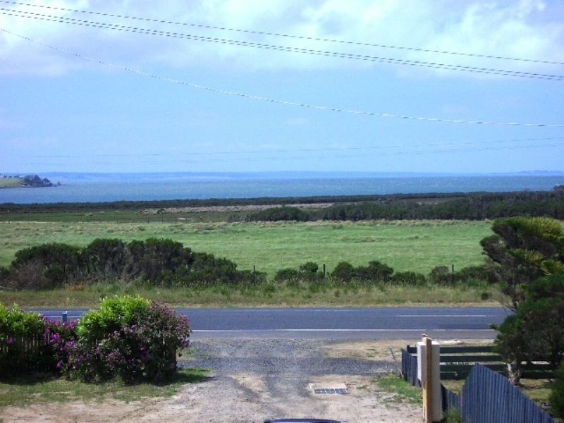 2/ 141 Phillip Island Road, Surf Beach VIC 3922