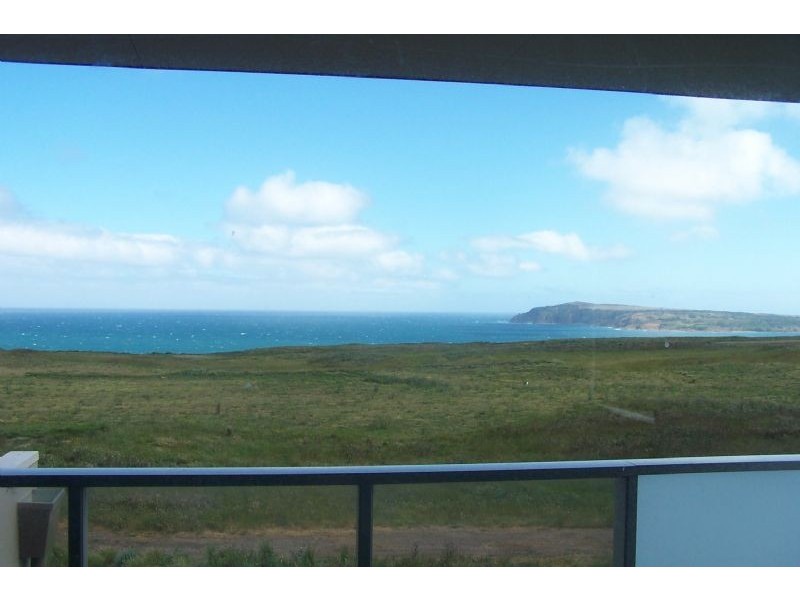 1.8/126 Shetland Heights Road, San Remo VIC 3925